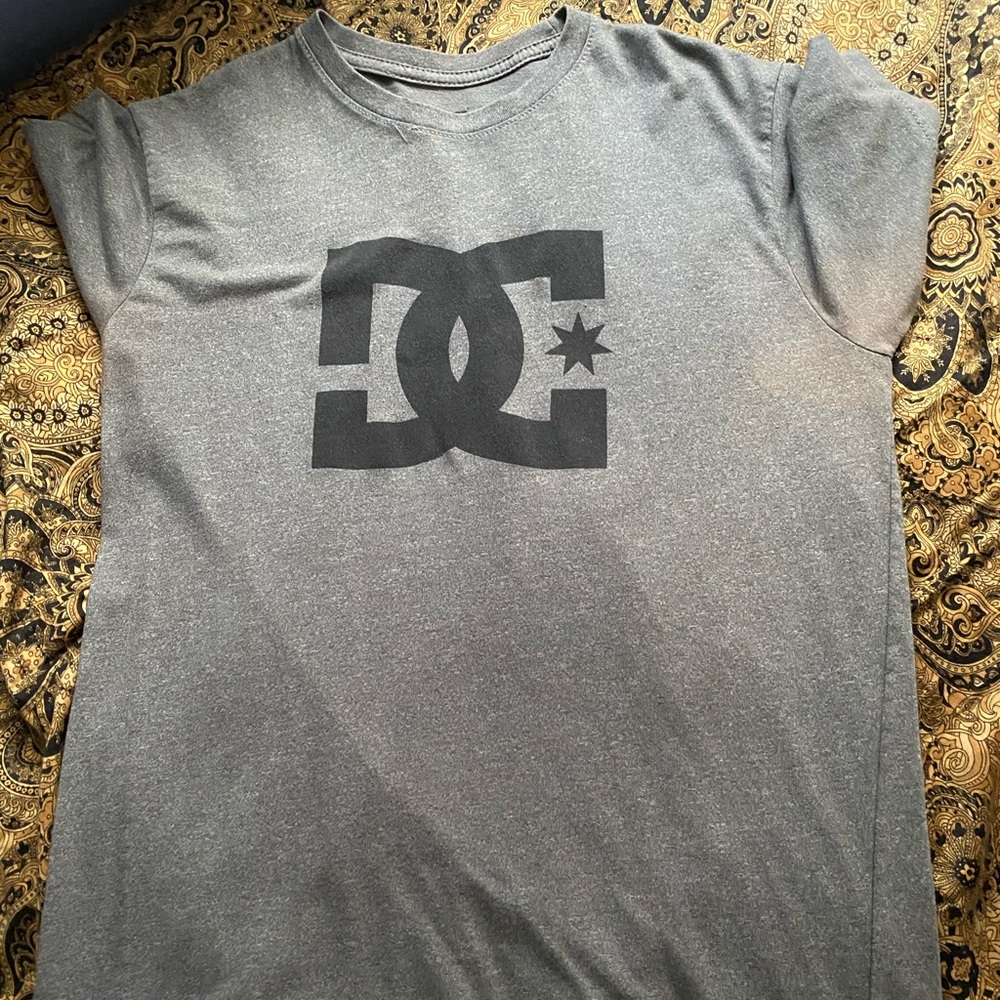 DC T-shirt